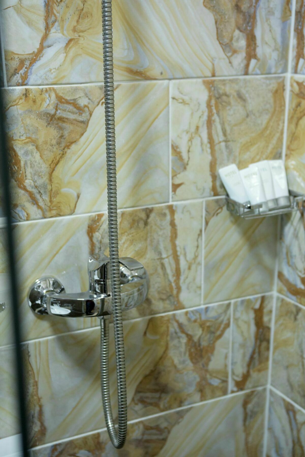 יירבאן Hotel Mini מראה חיצוני תמונה